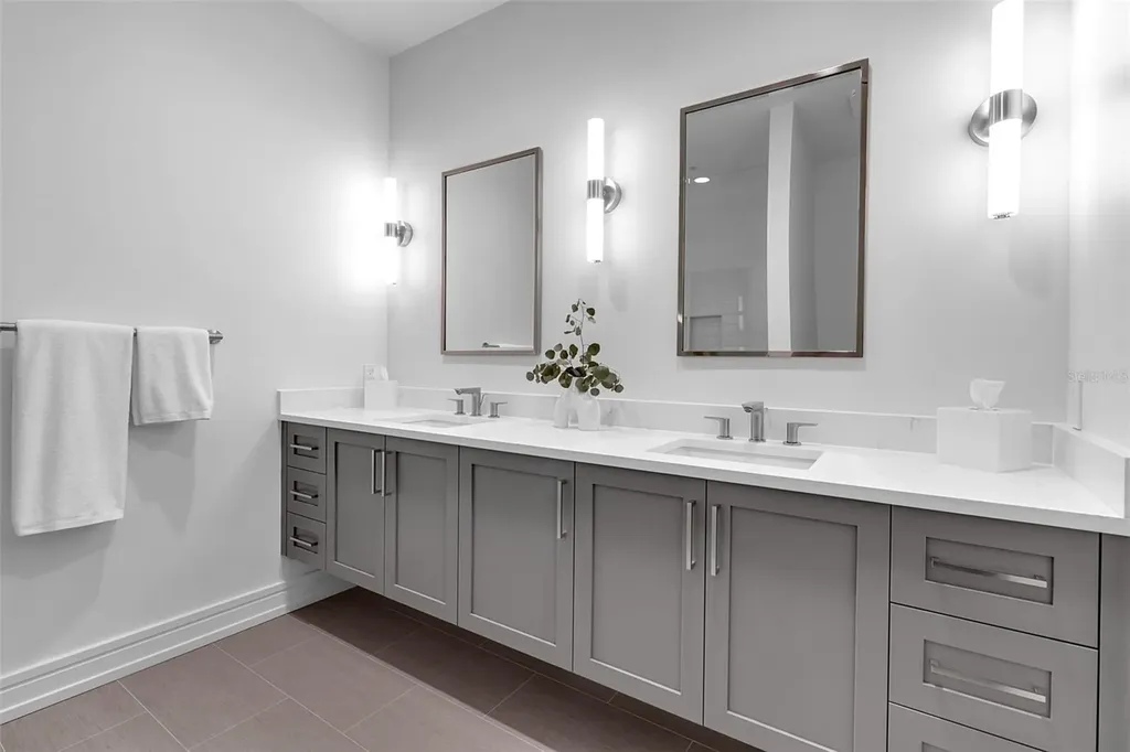 943 Pomelo Place Sarasota FL 34236