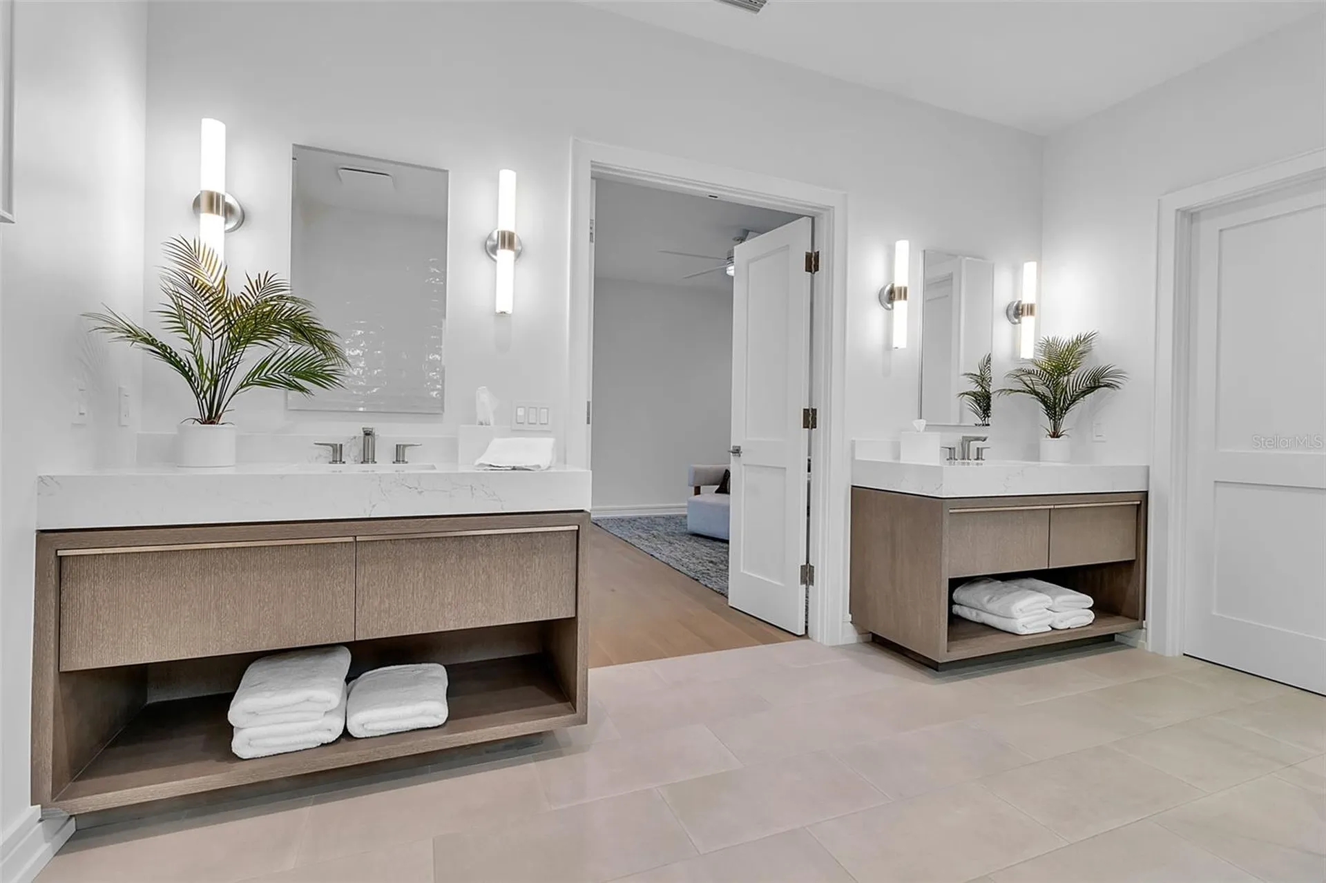 943 Pomelo Place Sarasota FL 34236