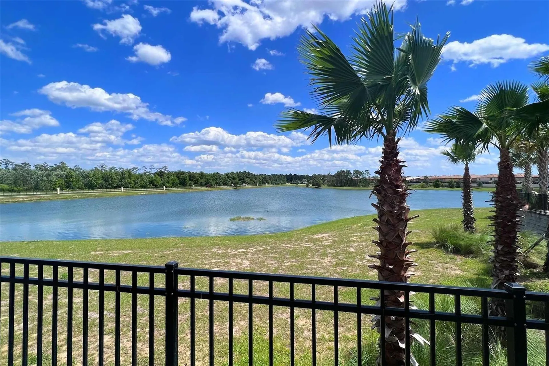 2401 Luxor Drive Kissimmee FL 34747
