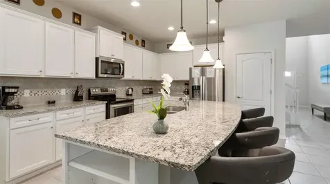 2401 Luxor Drive Kissimmee FL 34747