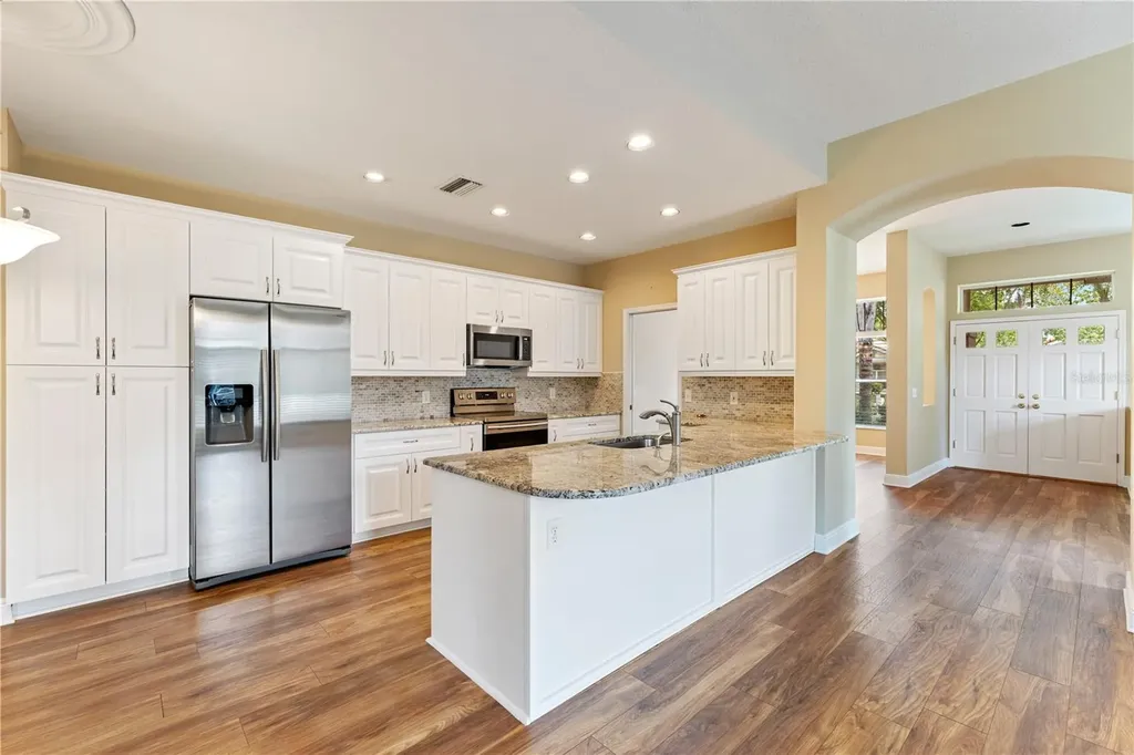 17918 Holly Brook Drive Tampa FL 33647