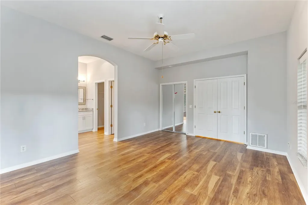 17918 Holly Brook Drive Tampa FL 33647
