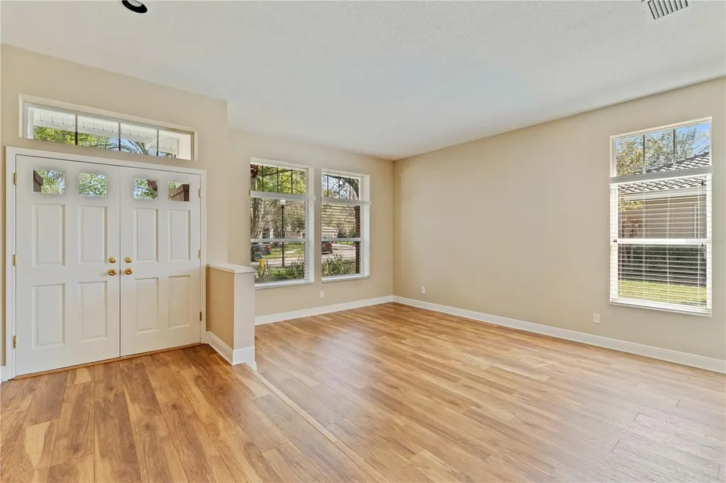 17918 Holly Brook Drive Tampa FL 33647