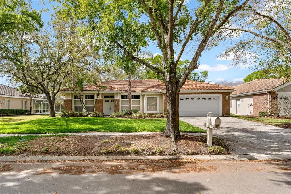 17918 Holly Brook Drive Tampa FL 33647