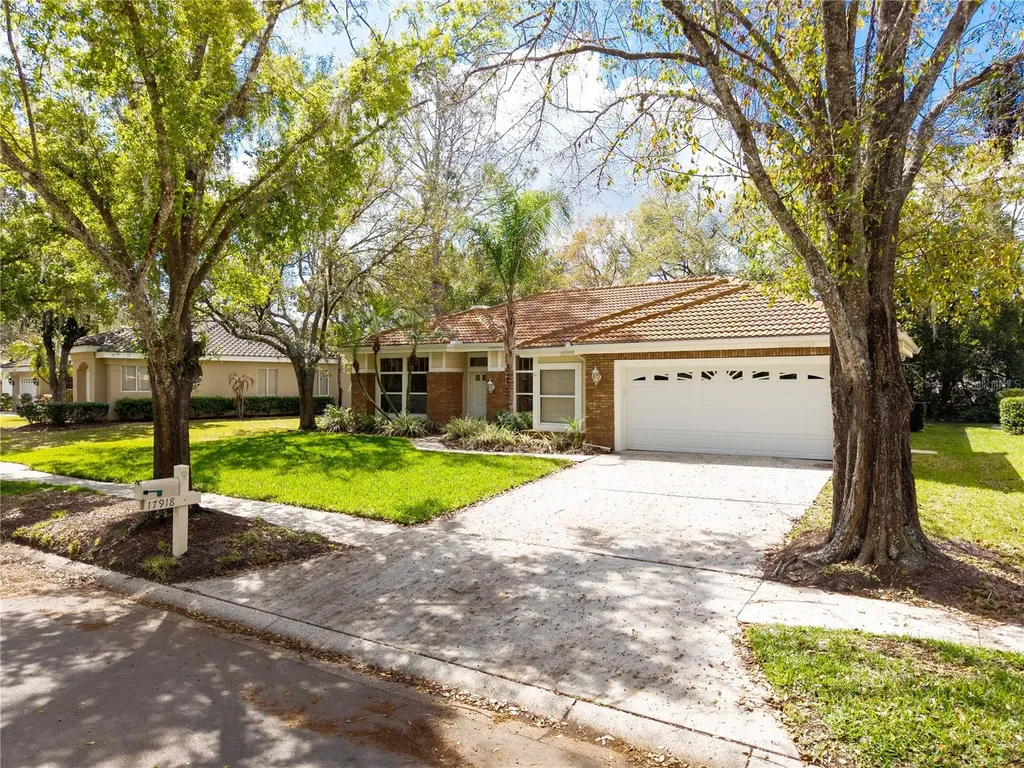 17918 Holly Brook Drive Tampa FL 33647