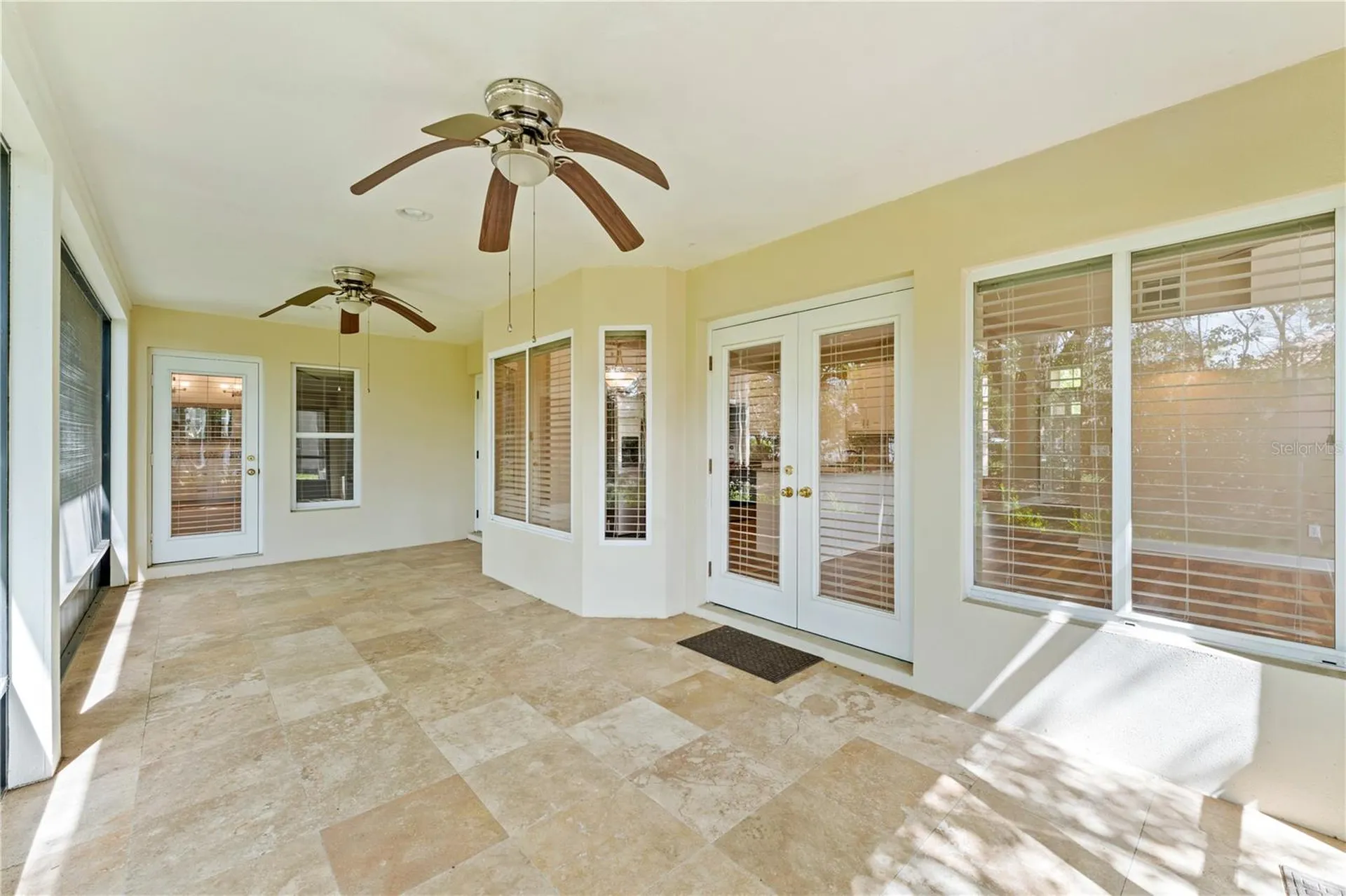 17918 Holly Brook Drive Tampa FL 33647