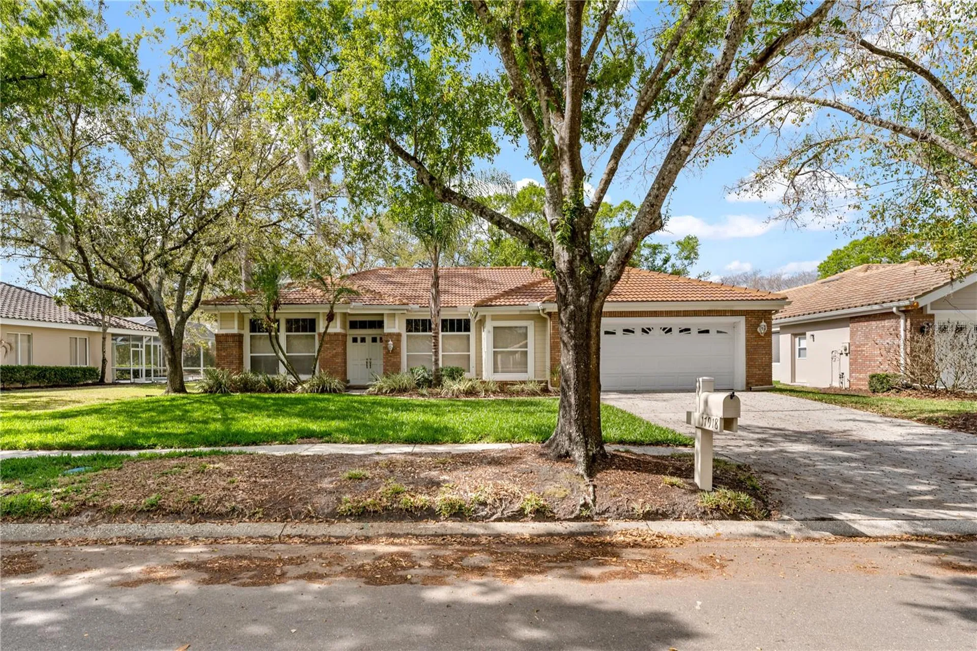 17918 Holly Brook Drive Tampa FL 33647