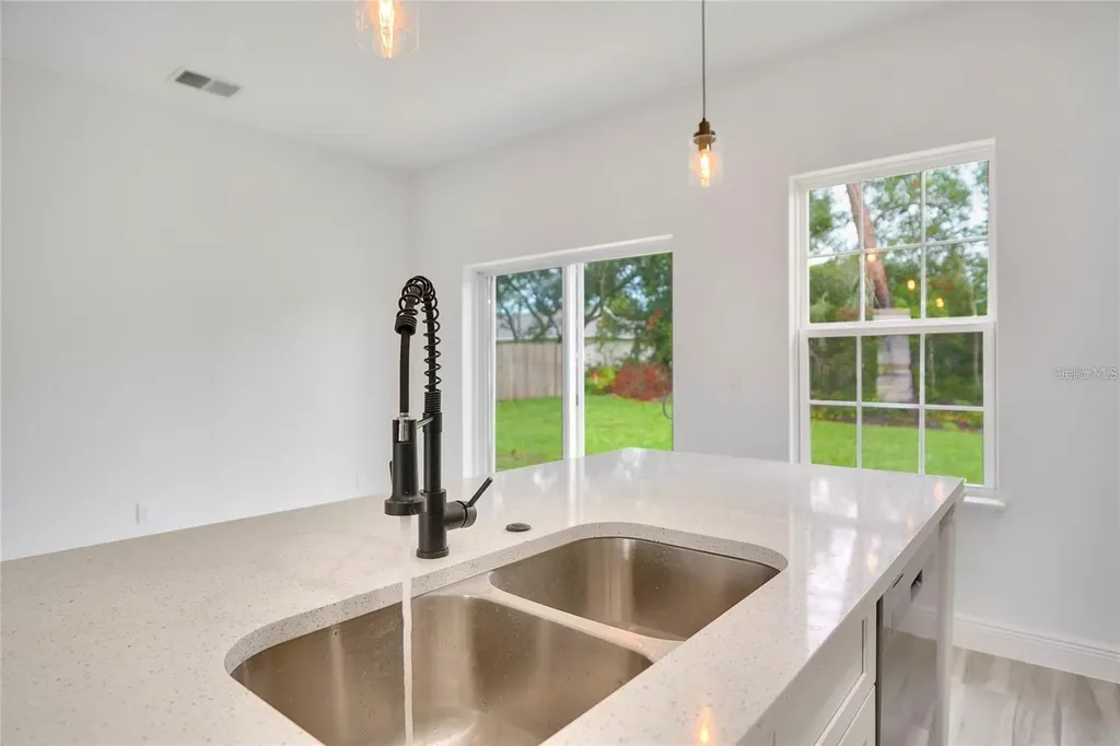 2121 SW 153rd Loop Ocala FL 34473