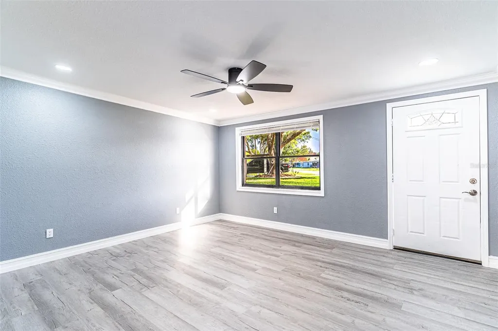 2700 Idylridge Way Winter Haven FL 33881
