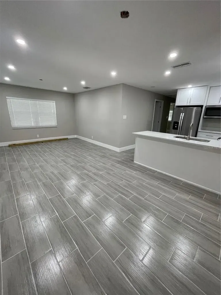2919 E Columbus Drive Tampa FL 33605