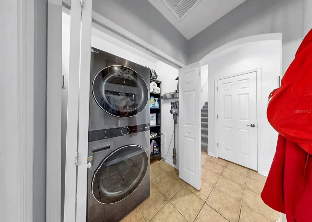 16226 Bridgewalk Drive Lithia FL 33547