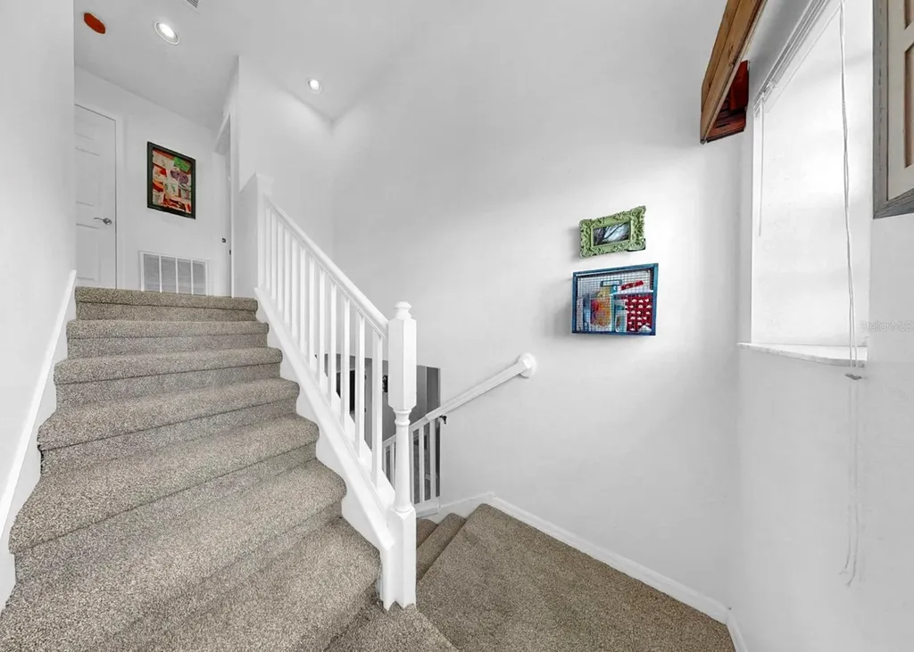 16226 Bridgewalk Drive Lithia FL 33547