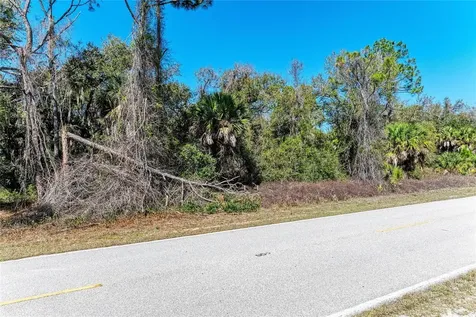 3107 Como Street Port Charlotte FL 33948