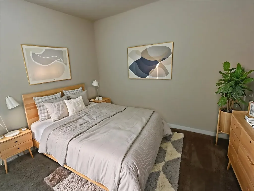 880 E Columbia Avenue Kissimmee FL 34744