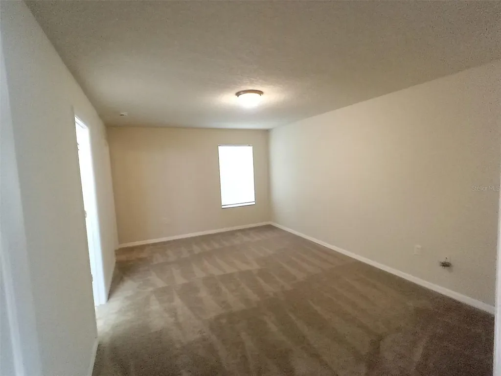 880 E Columbia Avenue Kissimmee FL 34744