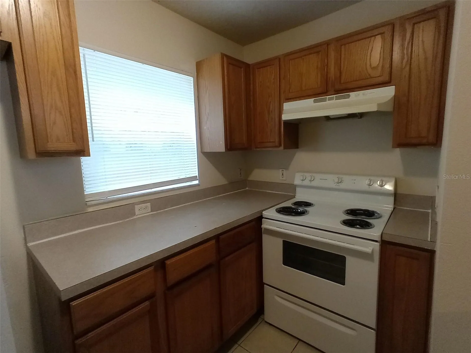 880 E Columbia Avenue Kissimmee FL 34744