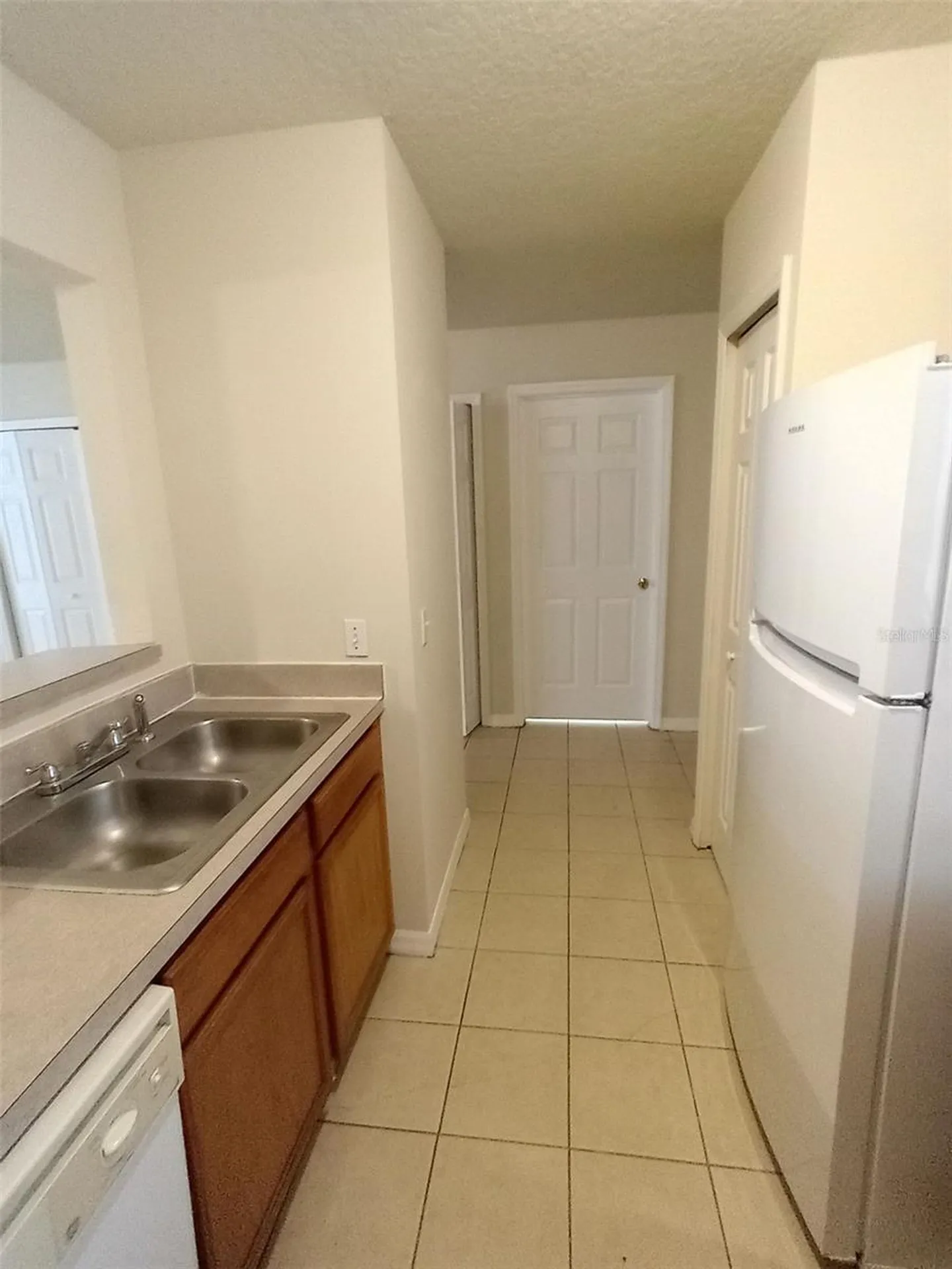 880 E Columbia Avenue Kissimmee FL 34744