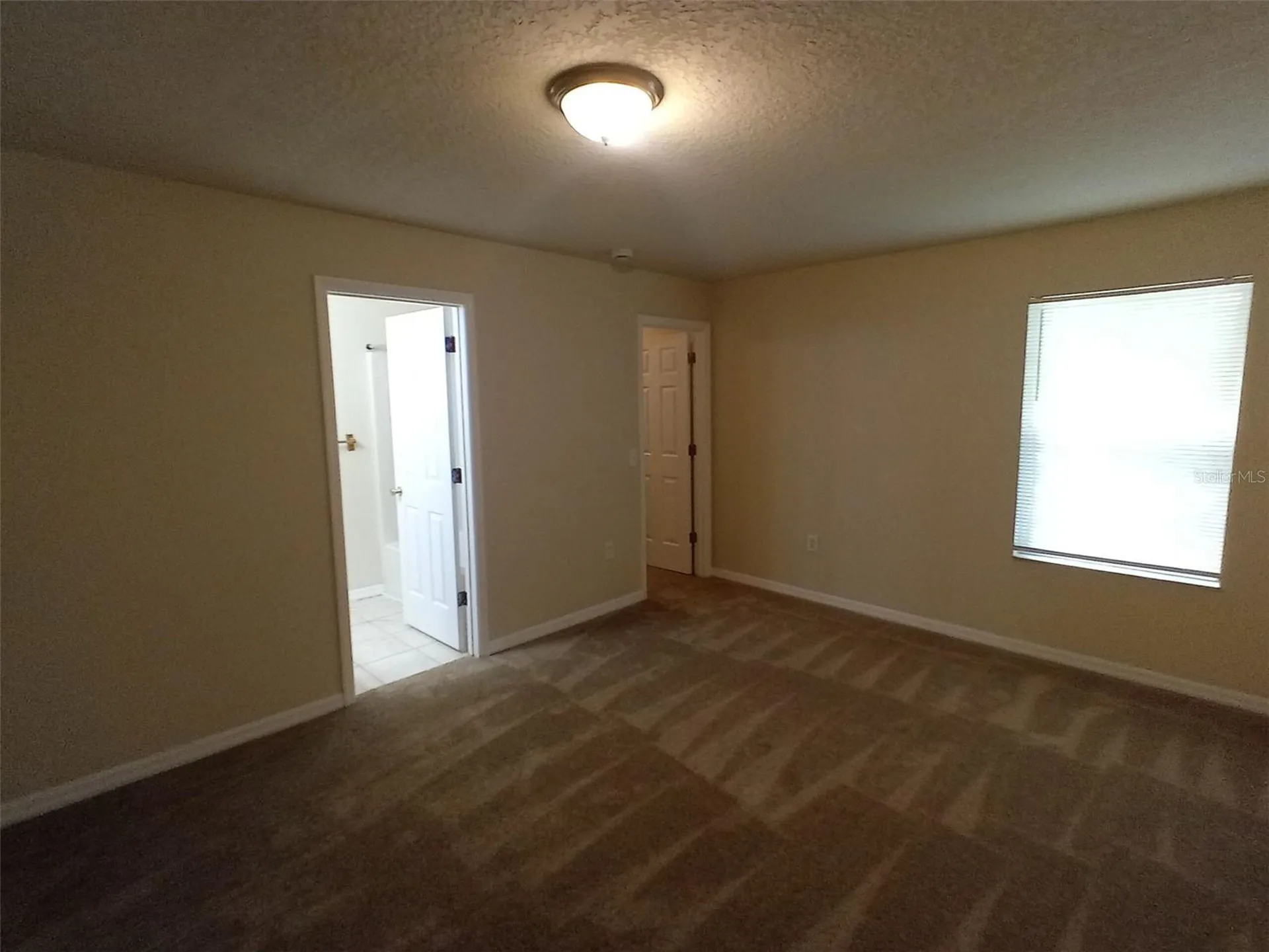 880 E Columbia Avenue Kissimmee FL 34744