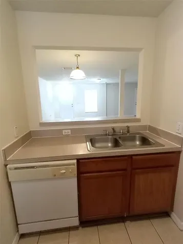 880 E Columbia Avenue Kissimmee FL 34744