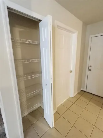 880 E Columbia Avenue Kissimmee FL 34744