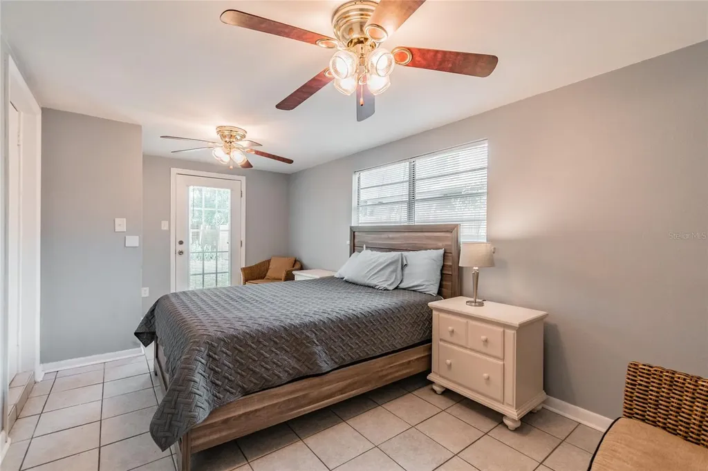 3611 W Anderson Avenue Tampa FL 33611