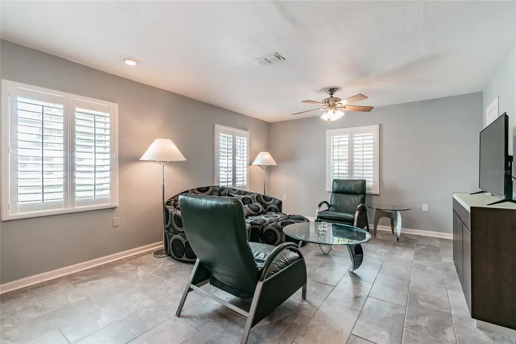 3611 W Anderson Avenue Tampa FL 33611