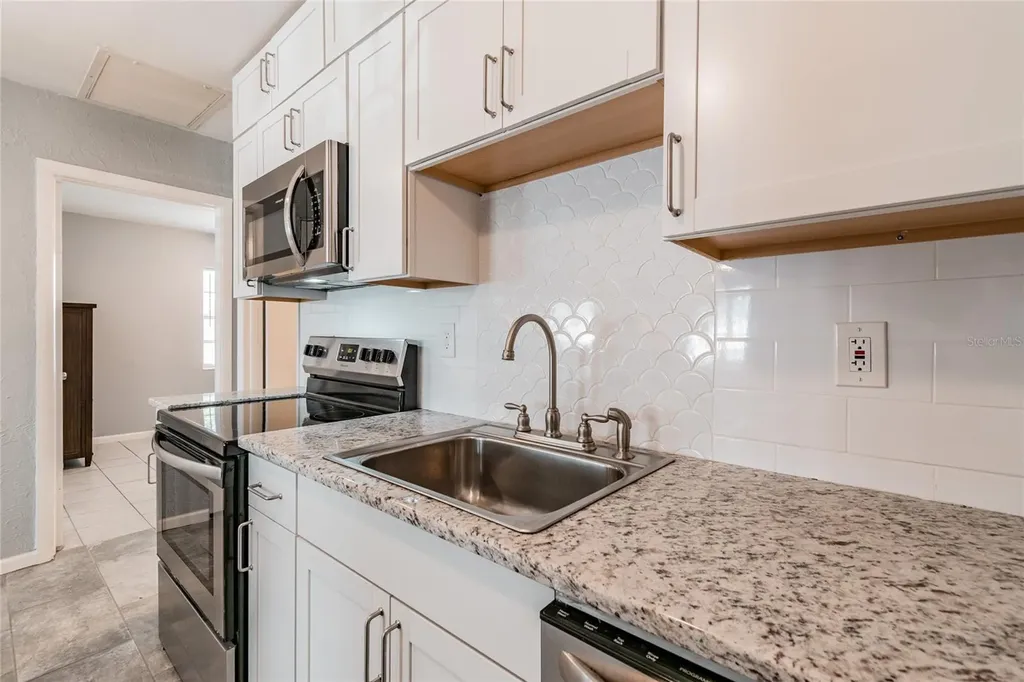 3611 W Anderson Avenue Tampa FL 33611