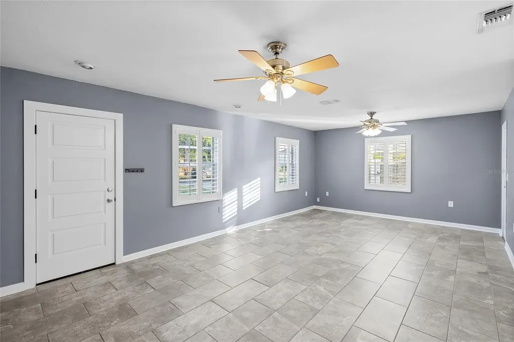 3611 W Anderson Avenue Tampa FL 33611