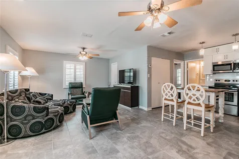 3611 W Anderson Avenue Tampa FL 33611