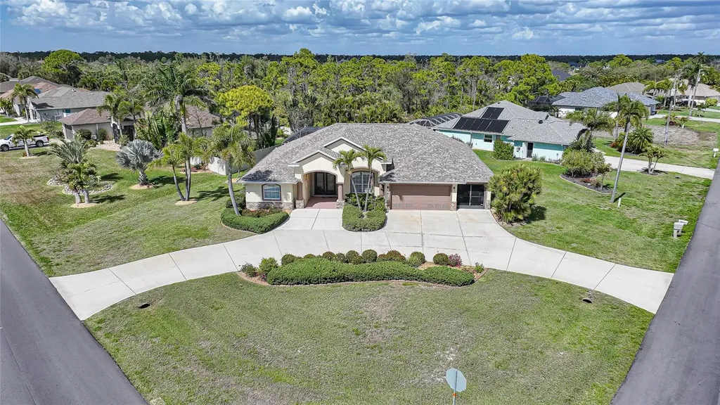 176 Medalist Road Rotonda West FL 33947
