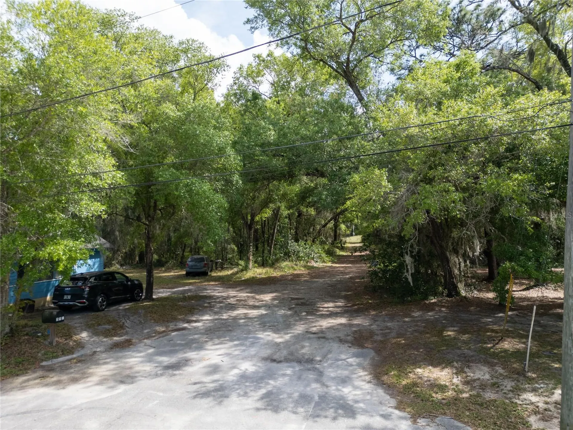 E Hubbard Avenue Deland FL 32724