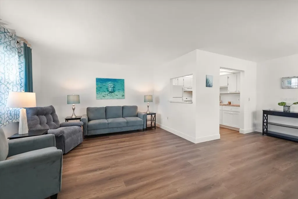 205 Kings Boulevard Sun City Center FL 33573