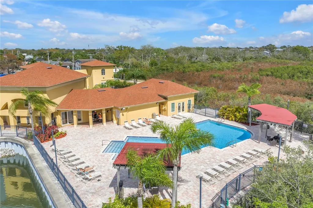 4333 Bayside Village Drive Tampa FL 33615