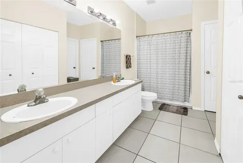 4333 Bayside Village Drive Tampa FL 33615