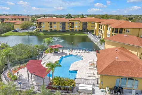 4333 Bayside Village Drive Tampa FL 33615