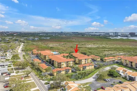 4333 Bayside Village Drive Tampa FL 33615