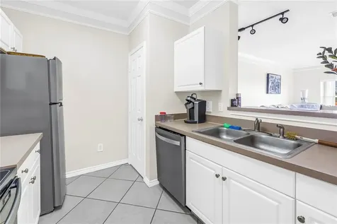 4333 Bayside Village Drive Tampa FL 33615