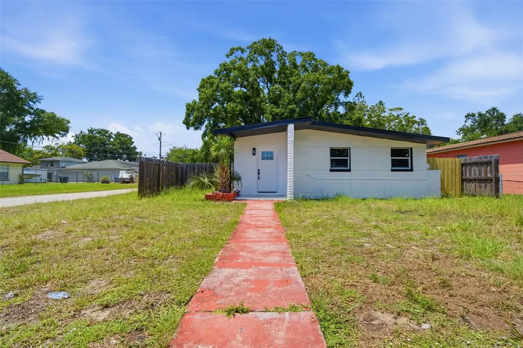 2547 14th Avenue S St Petersburg FL 33712