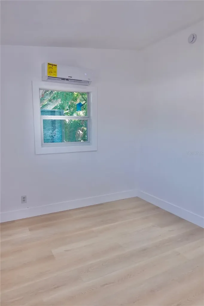 2547 14th Avenue S St Petersburg FL 33712