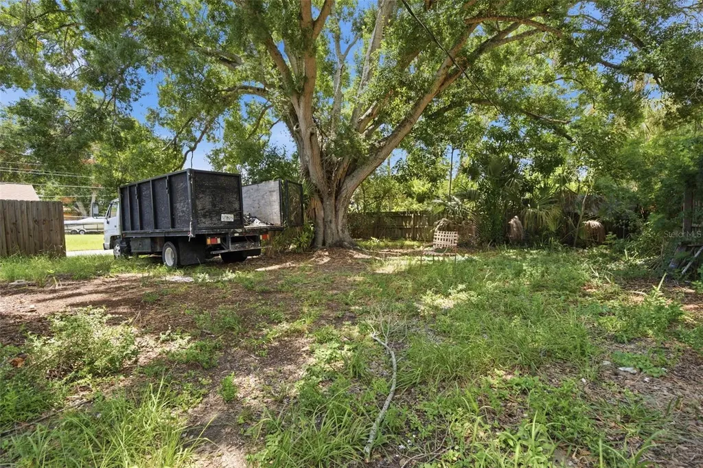 2547 14th Avenue S St Petersburg FL 33712