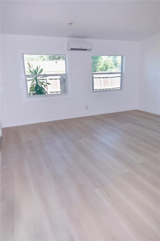 2547 14th Avenue S St Petersburg FL 33712