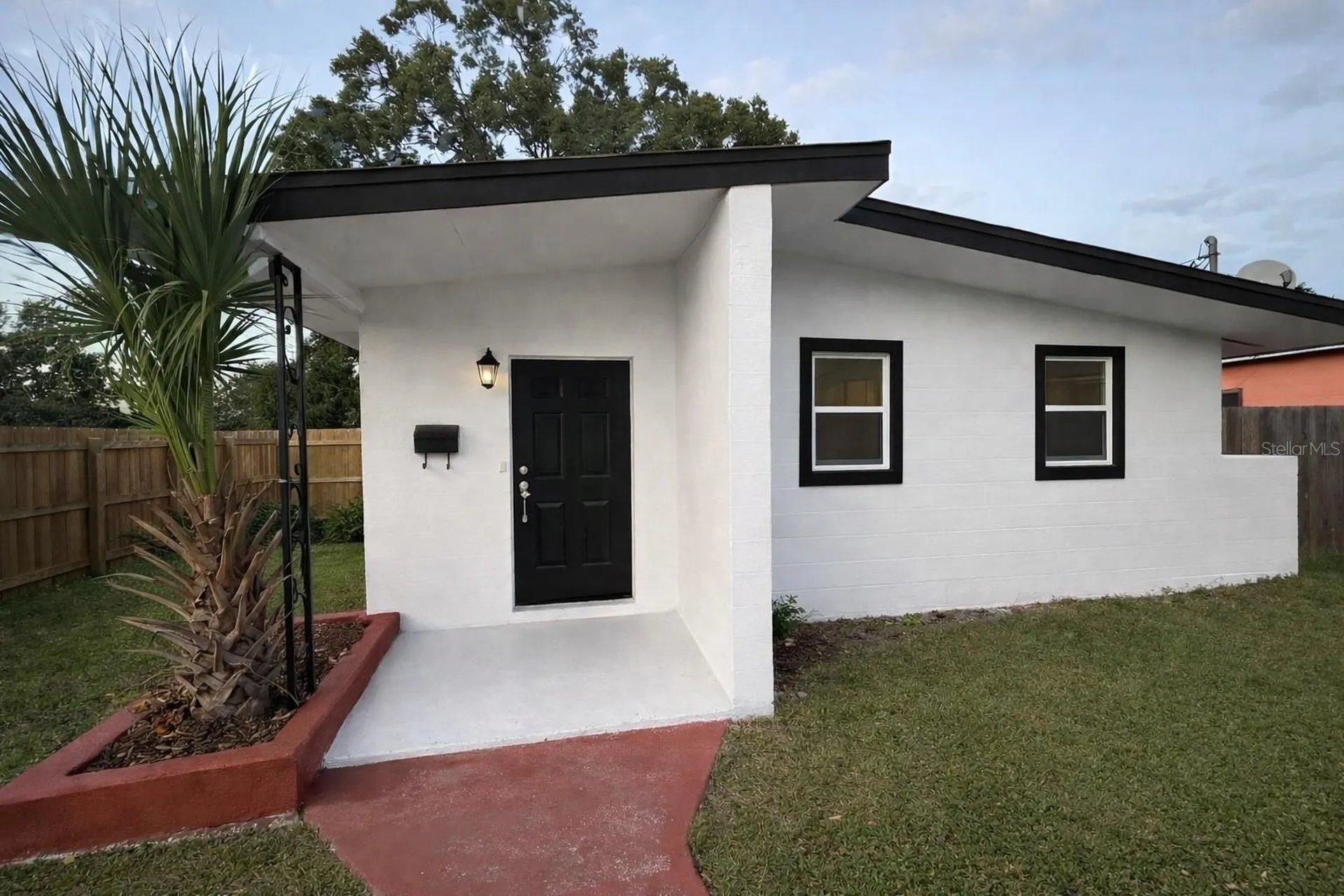 2547 14th Avenue S St Petersburg FL 33712