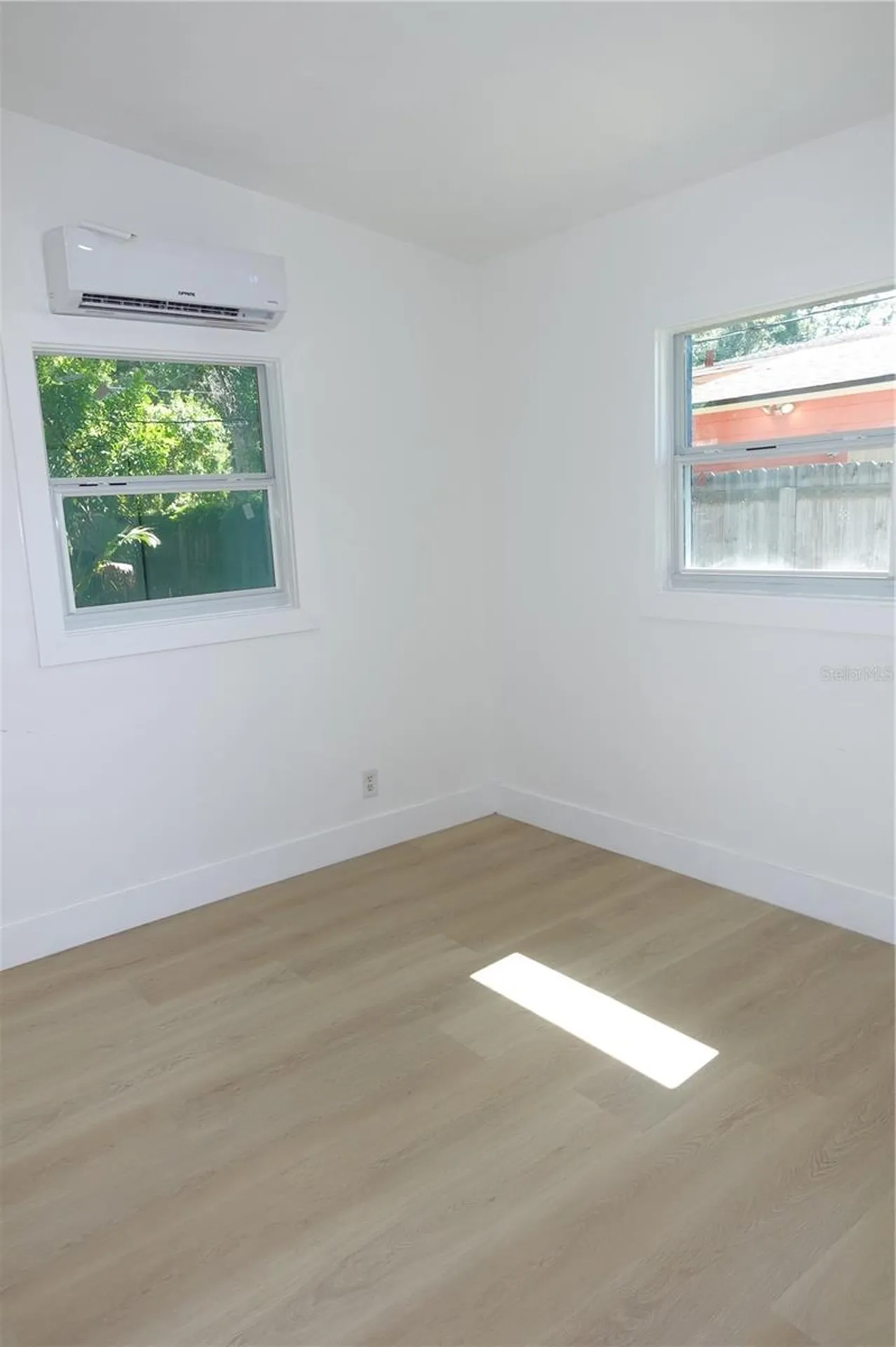 2547 14th Avenue S St Petersburg FL 33712