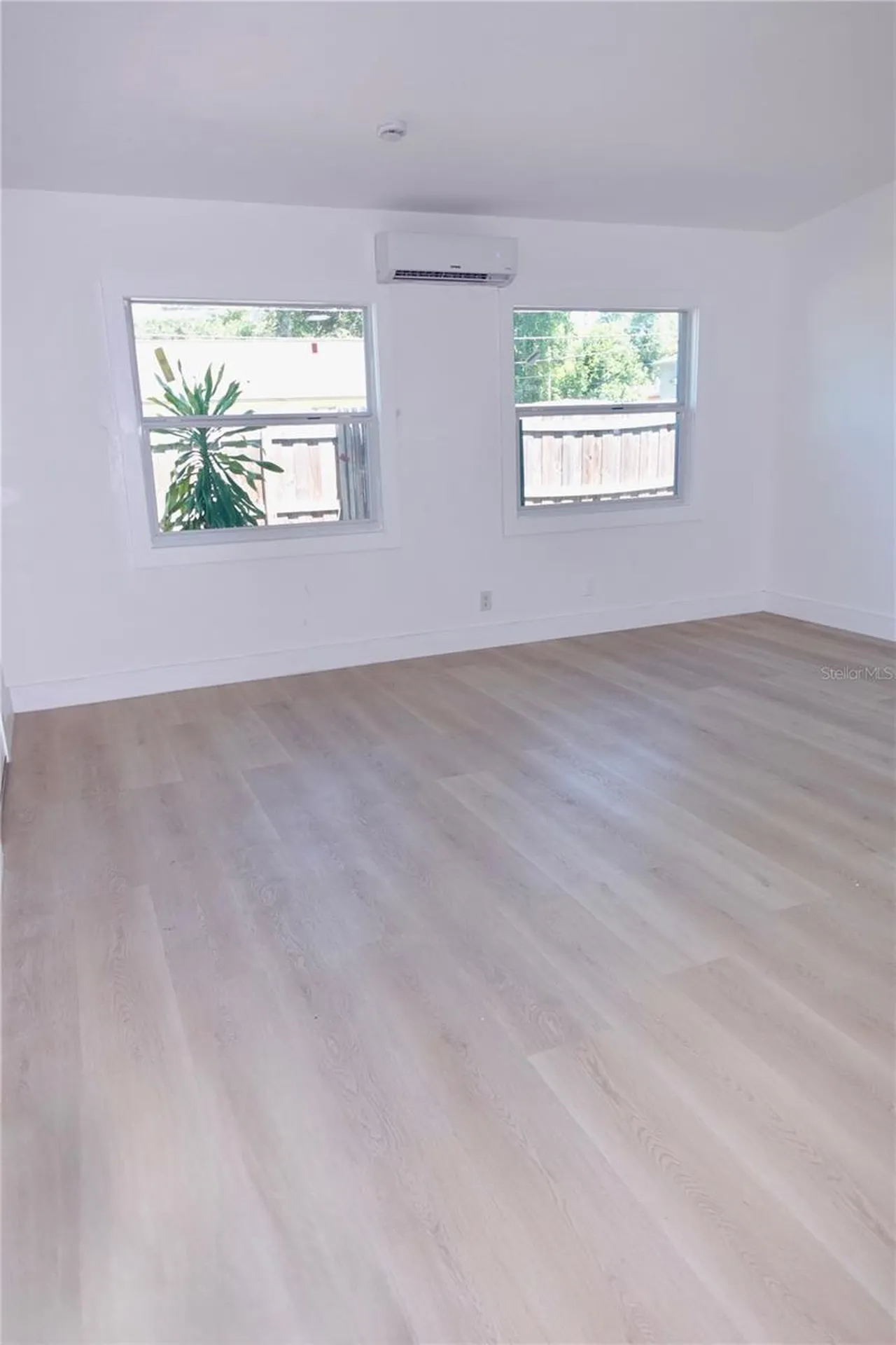 2547 14th Avenue S St Petersburg FL 33712