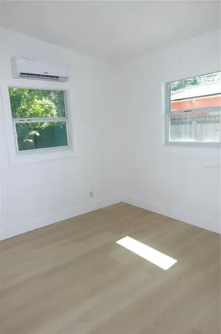 2547 14th Avenue S St Petersburg FL 33712