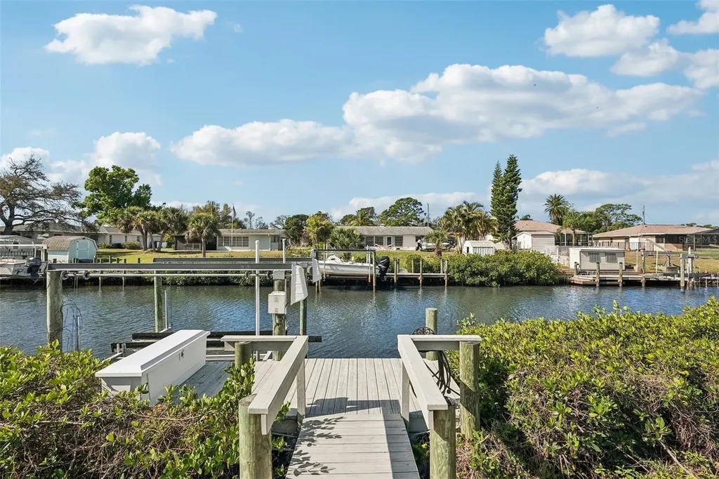 1956 Greenlawn Drive Englewood FL 34223
