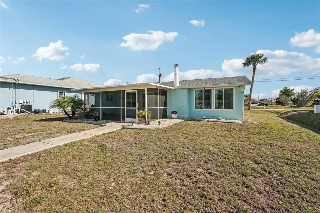 1956 Greenlawn Drive Englewood FL 34223