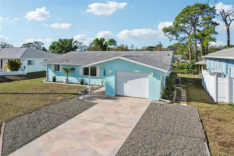 1956 Greenlawn Drive Englewood FL 34223
