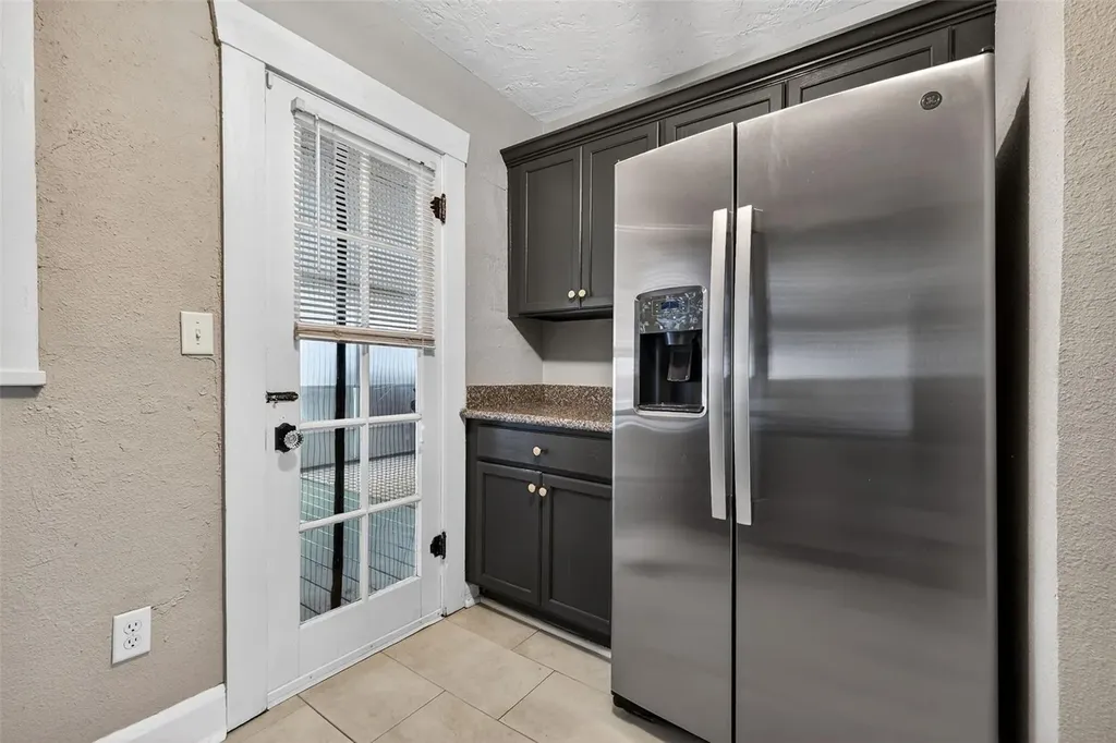 2825 3rd Avenue N St Petersburg FL 33713