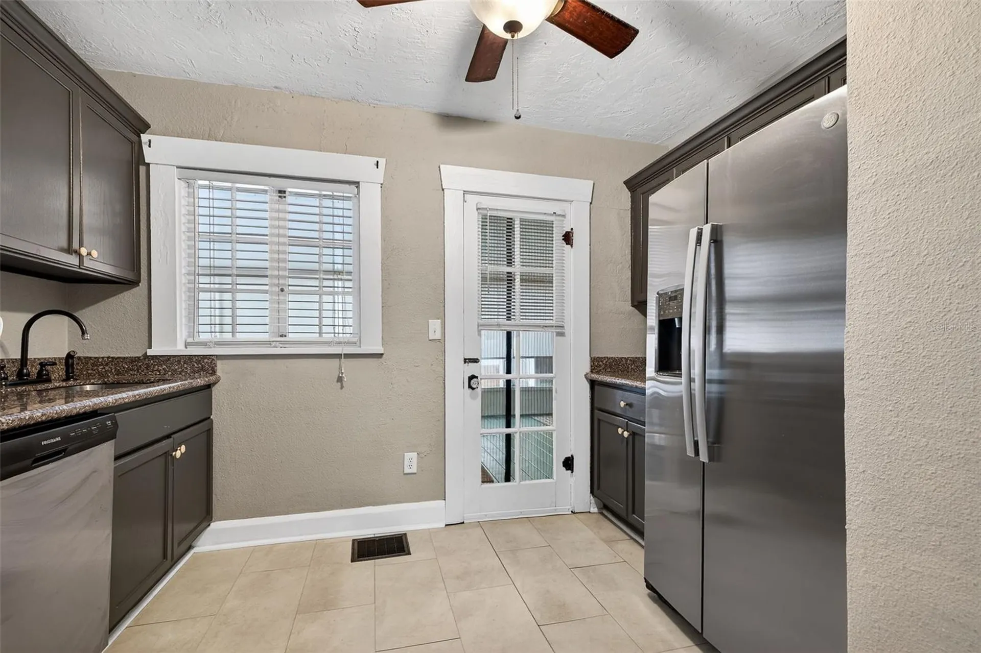 2825 3rd Avenue N St Petersburg FL 33713